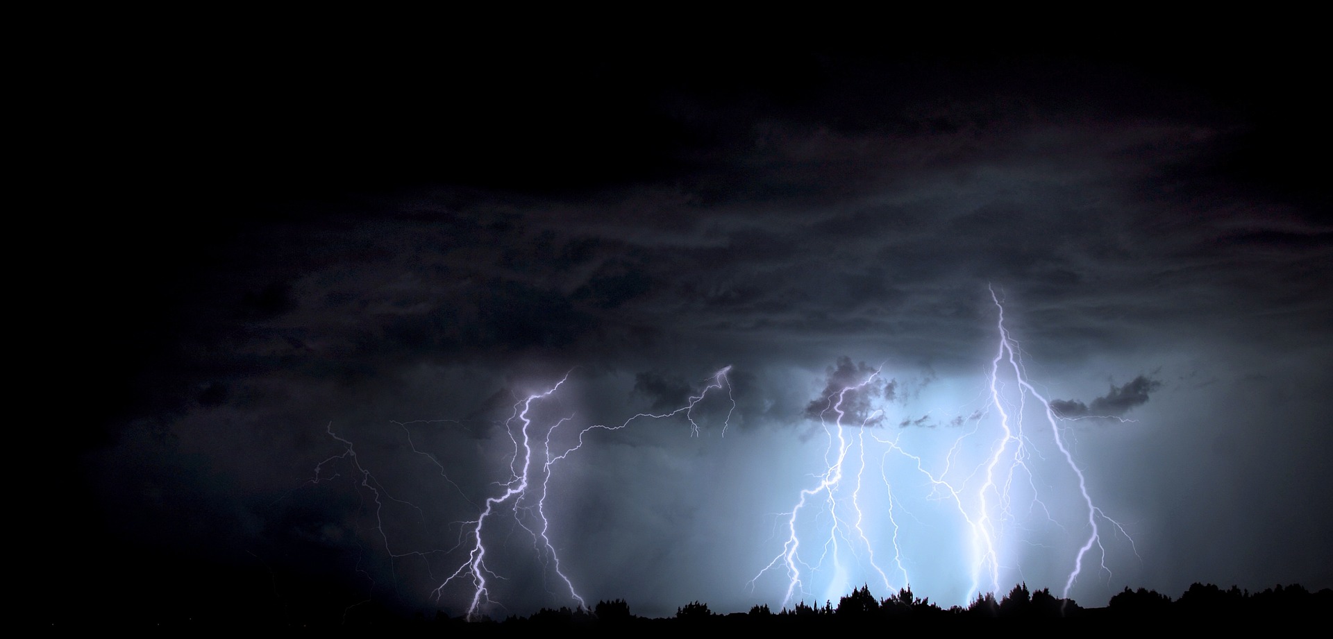 世界で最も雷が多い場所ランキングベスト7
